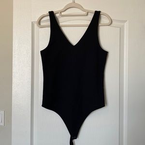 Black bodysuit - Size Large